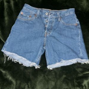 Levi’s 501 Denim Shorts Size 24
